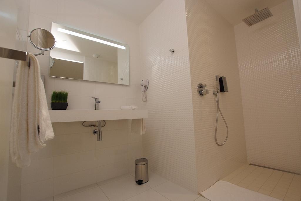 Le Privilege Chateaubourg  Bagian luar foto